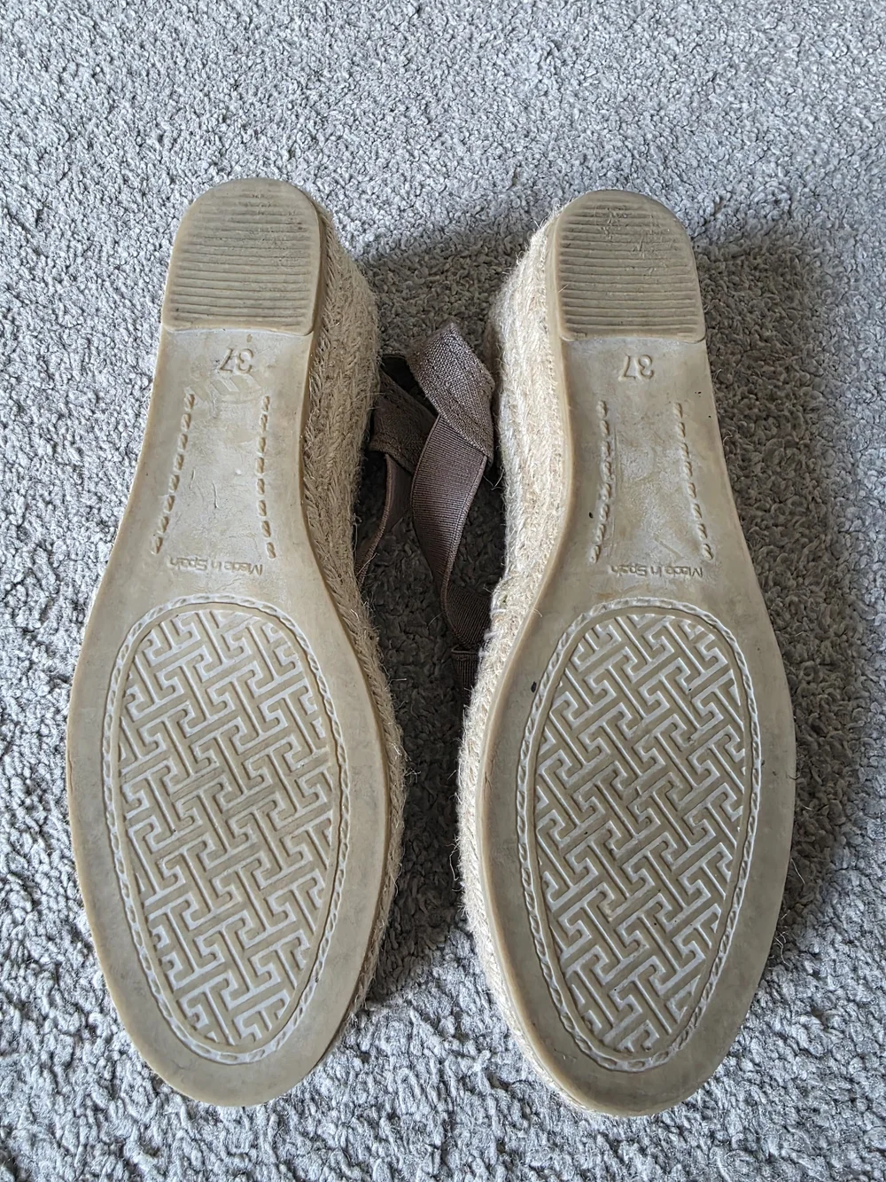 Tony Ponds lightweight taupe